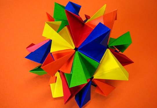 Flickr_fdecomite_3643113603_Origami_IAU.png